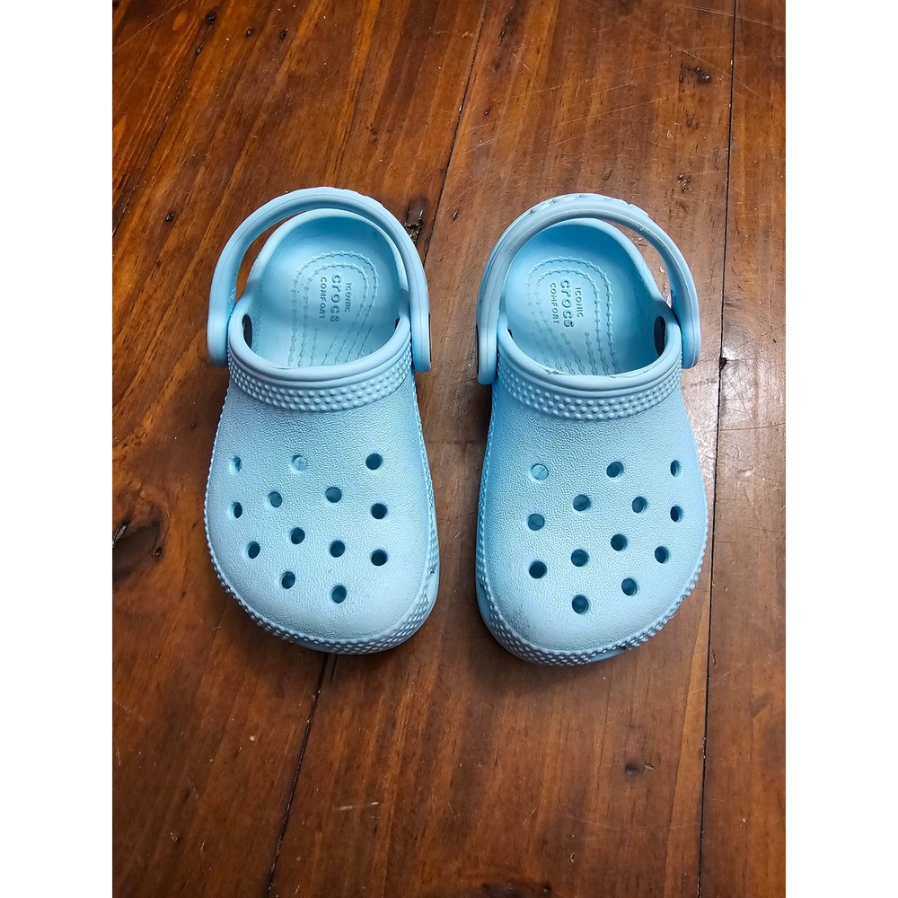 Crocs Classic Clog Kids Toddler Size C6 Sky Blue Slip On Water Shoes 206990